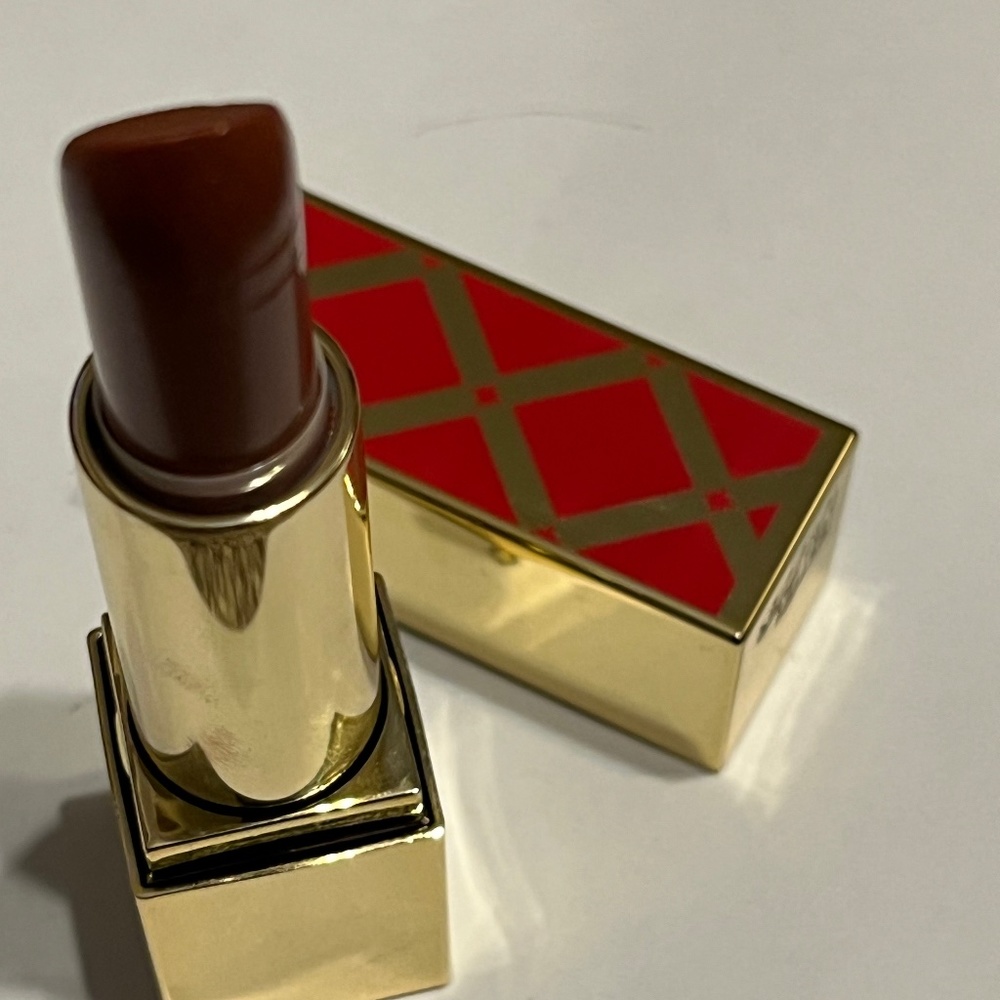 NEW Estée Lauder Lipstick